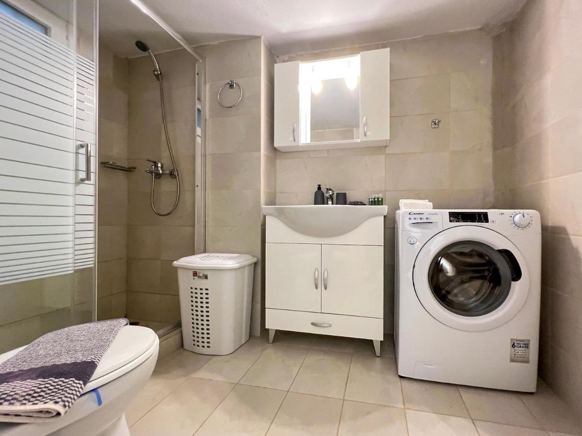 Chiou Spacious 90Sqm Apt In Atény Exteriér fotografie
